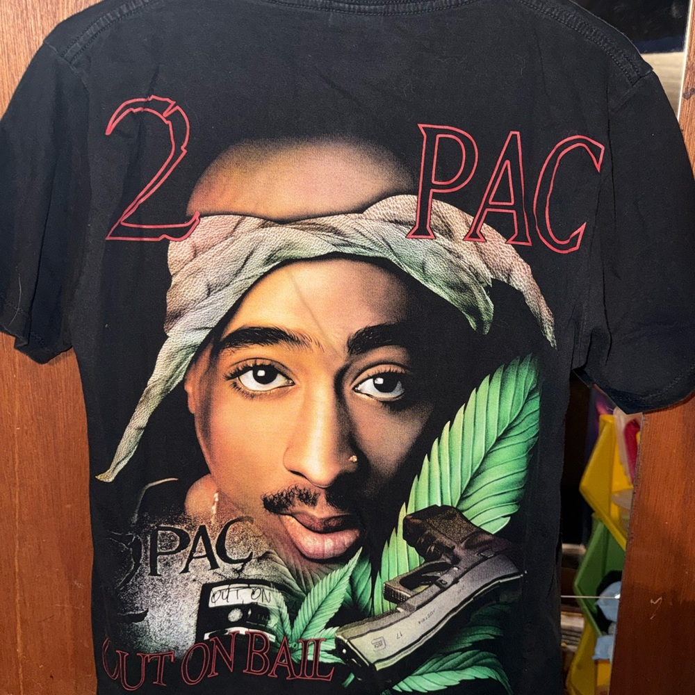 2 PAC Black Graphic T-Shirt - Picture 2 of 6